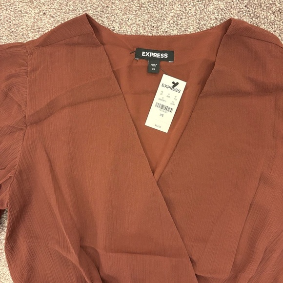 Express Womens Top Size XS V-Neck Faux Wrap Tie Waist Long Sleeves Lined NWT $54 - Picture 6 of 16
